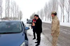 Kaymakam Şahin, Demirözü'nde Trafik Denetimi Yaptı