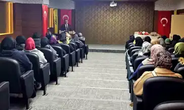 Bayburt'ta Kadınlara Özel Berat Kandili Konferansı