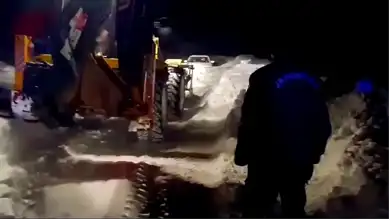 Bayburt'ta Kar Yağışı Mahsur Bıraktı: 4 Kişi Kurtarıldı