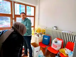 Bayburt'ta Öğretmen ve Öğrencilerden Ramazan Yardımı