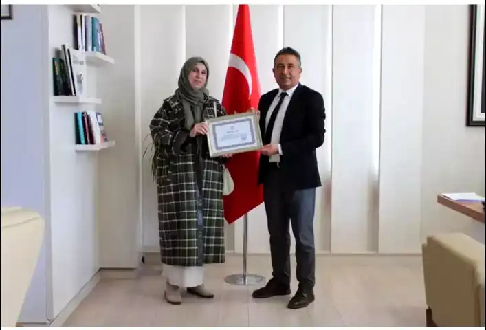 Bayburt'ta Emekli Öğretmenler Onurlandırıldı
