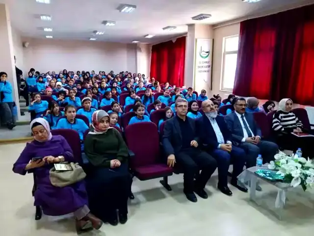 Bayburt'ta Mehmet Akif Ersoy Anıldı